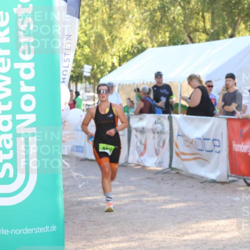 07.09.2025 - 19. Norderstedt Triathlon Zöllner http://msf.ph/oto/8790145 07.09.2025 16:24:39 Ziel 460 meine-sportfotos.de