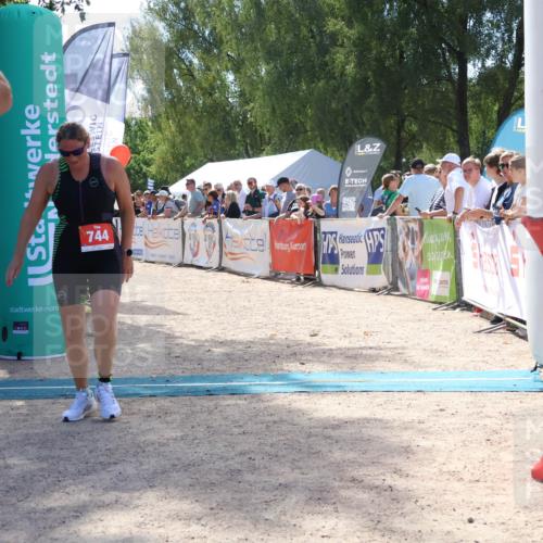 07.09.2025 - 19. Norderstedt Triathlon Zöllner http://msf.ph/oto/8790151 07.09.2025 13:57:20 Ziel 744 meine-sportfotos.de