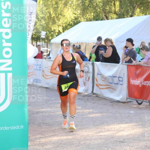 07.09.2025 - 19. Norderstedt Triathlon Zöllner http://msf.ph/oto/8790158 07.09.2025 16:24:40 Ziel 460 meine-sportfotos.de