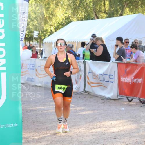 07.09.2025 - 19. Norderstedt Triathlon Zöllner http://msf.ph/oto/8790160 07.09.2025 16:24:40 Ziel 460 meine-sportfotos.de