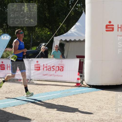 07.09.2025 - 19. Norderstedt Triathlon Zöllner http://msf.ph/oto/8790164 07.09.2025 15:31:43 Ziel 1010 meine-sportfotos.de