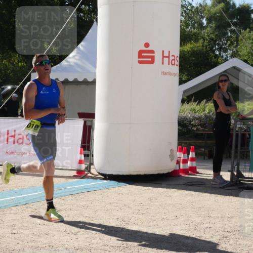 07.09.2025 - 19. Norderstedt Triathlon Zöllner http://msf.ph/oto/8790168 07.09.2025 15:31:44 Ziel 1010 meine-sportfotos.de