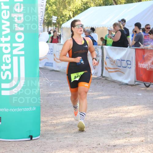 07.09.2025 - 19. Norderstedt Triathlon Zöllner http://msf.ph/oto/8790169 07.09.2025 16:24:40 Ziel 460 meine-sportfotos.de