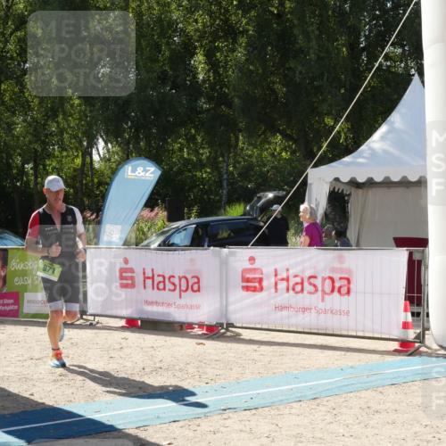 07.09.2025 - 19. Norderstedt Triathlon Zöllner http://msf.ph/oto/8790173 07.09.2025 15:31:59 Ziel 971 meine-sportfotos.de