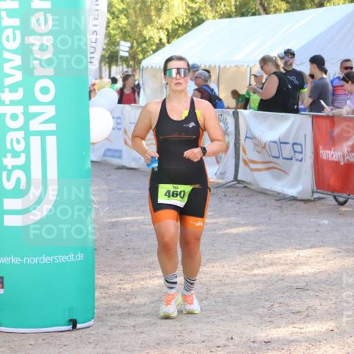 07.09.2025 - 19. Norderstedt Triathlon Zöllner http://msf.ph/oto/8790174 07.09.2025 16:24:41 Ziel 460 meine-sportfotos.de