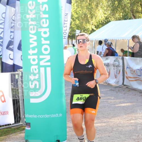 07.09.2025 - 19. Norderstedt Triathlon Zöllner http://msf.ph/oto/8790187 07.09.2025 16:24:41 Ziel 460 meine-sportfotos.de