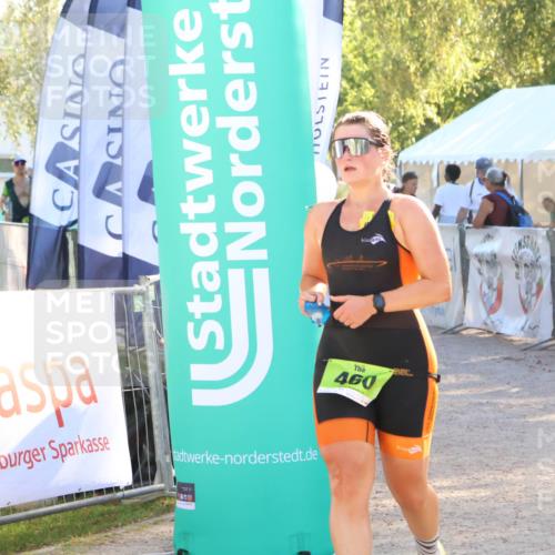 07.09.2025 - 19. Norderstedt Triathlon Zöllner http://msf.ph/oto/8790189 07.09.2025 16:24:42 Ziel 460 meine-sportfotos.de