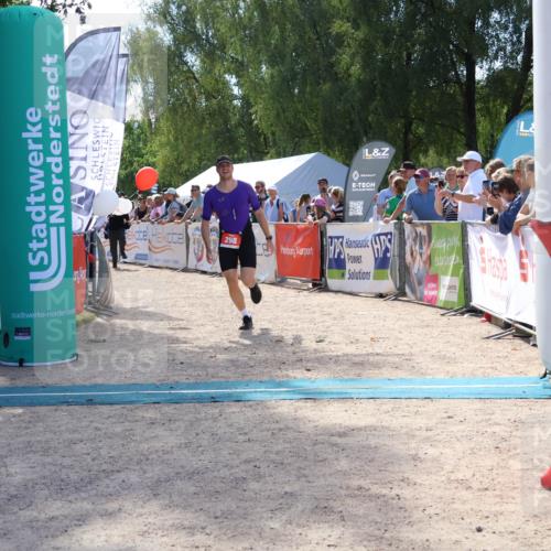 07.09.2025 - 19. Norderstedt Triathlon Zöllner http://msf.ph/oto/8790199 07.09.2025 13:58:20 Ziel 298, 312 meine-sportfotos.de