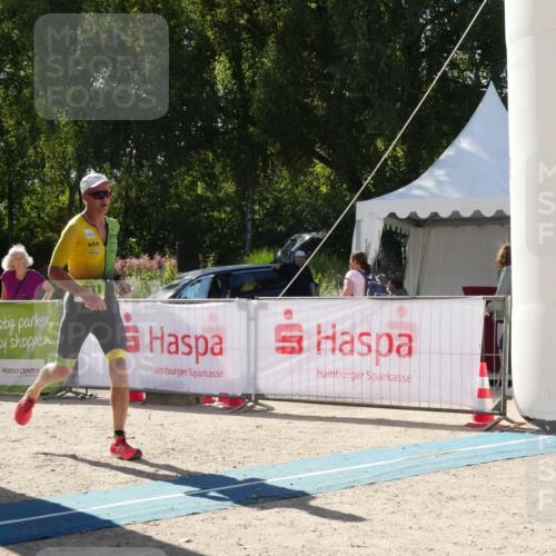 07.09.2025 - 19. Norderstedt Triathlon Zöllner http://msf.ph/oto/8790216 07.09.2025 15:33:16 Ziel 1031 meine-sportfotos.de