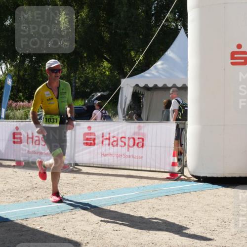 07.09.2025 - 19. Norderstedt Triathlon Zöllner http://msf.ph/oto/8790218 07.09.2025 15:33:17 Ziel 1031 meine-sportfotos.de