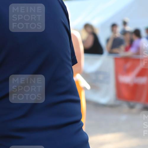 07.09.2025 - 19. Norderstedt Triathlon Zöllner http://msf.ph/oto/8790222 07.09.2025 16:24:52 Ziel 457, 528 meine-sportfotos.de
