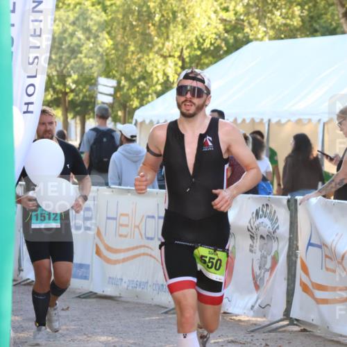 07.09.2025 - 19. Norderstedt Triathlon Zöllner http://msf.ph/oto/8790224 07.09.2025 16:25:00 Ziel 550, 1512, 1522 meine-sportfotos.de