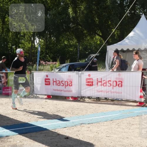 07.09.2025 - 19. Norderstedt Triathlon Zöllner http://msf.ph/oto/8790229 07.09.2025 15:33:52 Ziel 972 meine-sportfotos.de