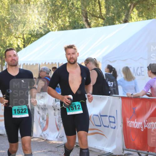 07.09.2025 - 19. Norderstedt Triathlon Zöllner http://msf.ph/oto/8790249 07.09.2025 16:25:02 Ziel 550, 1508, 1512, 1522 meine-sportfotos.de