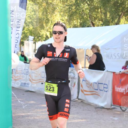 07.09.2025 - 19. Norderstedt Triathlon Zöllner http://msf.ph/oto/8790298 07.09.2025 16:25:47 Ziel 523 meine-sportfotos.de