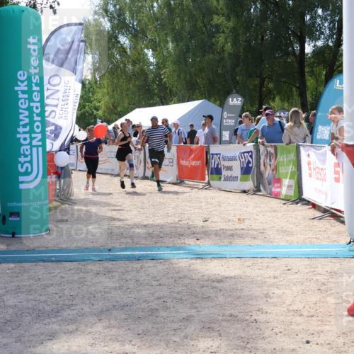 07.09.2025 - 19. Norderstedt Triathlon Zöllner http://msf.ph/oto/8790307 07.09.2025 13:59:00 Ziel 350 meine-sportfotos.de