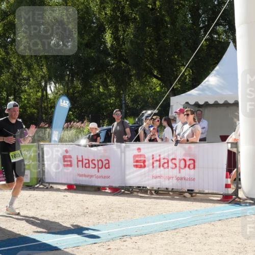 07.09.2025 - 19. Norderstedt Triathlon Zöllner http://msf.ph/oto/8790311 07.09.2025 15:36:56 Ziel 1025 meine-sportfotos.de
