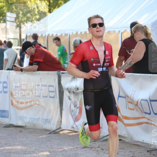 07.09.2025 - 19. Norderstedt Triathlon Zöllner http://msf.ph/oto/8790317 07.09.2025 16:26:02 Ziel 499 meine-sportfotos.de