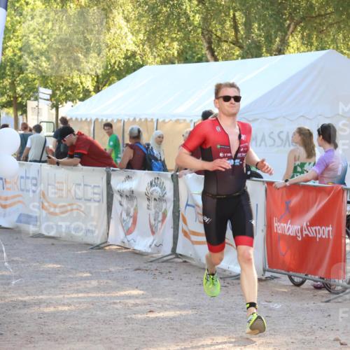 07.09.2025 - 19. Norderstedt Triathlon Zöllner http://msf.ph/oto/8790326 07.09.2025 16:26:02 Ziel 499 meine-sportfotos.de