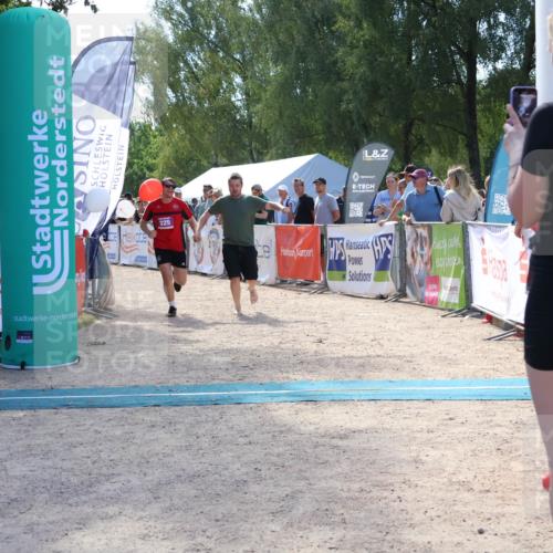 07.09.2025 - 19. Norderstedt Triathlon Zöllner http://msf.ph/oto/8790330 07.09.2025 13:59:18 Ziel 325 meine-sportfotos.de