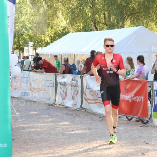 07.09.2025 - 19. Norderstedt Triathlon Zöllner http://msf.ph/oto/8790332 07.09.2025 16:26:03 Ziel 499 meine-sportfotos.de