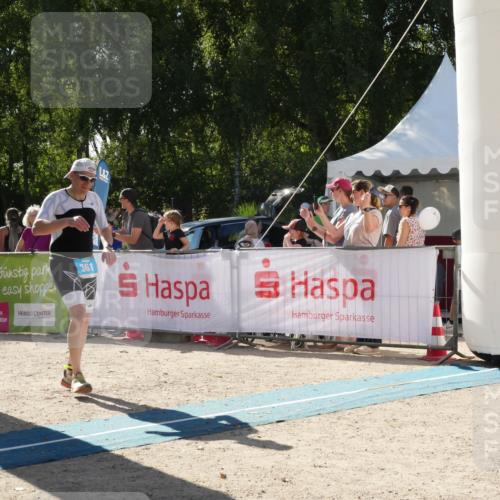 07.09.2025 - 19. Norderstedt Triathlon Zöllner http://msf.ph/oto/8790351 07.09.2025 15:39:42 Ziel 361, 995 meine-sportfotos.de