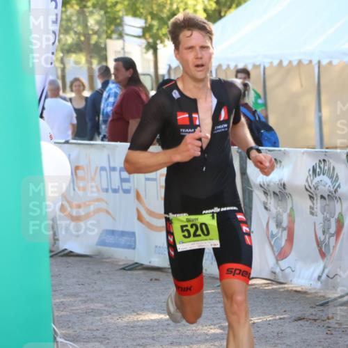 07.09.2025 - 19. Norderstedt Triathlon Zöllner http://msf.ph/oto/8790352 07.09.2025 16:26:22 Ziel 520 meine-sportfotos.de