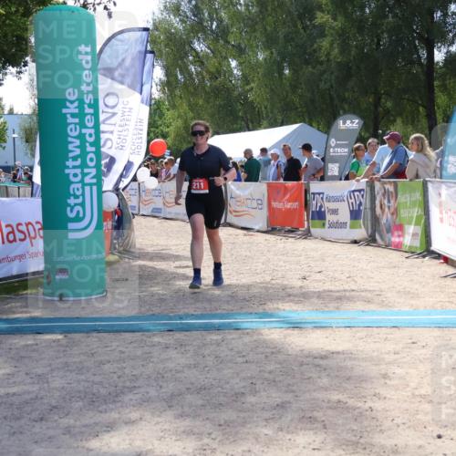 07.09.2025 - 19. Norderstedt Triathlon Zöllner http://msf.ph/oto/8790353 07.09.2025 13:59:36 Ziel 211 meine-sportfotos.de