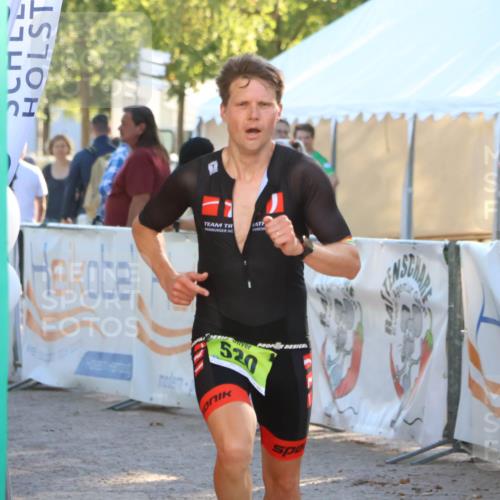07.09.2025 - 19. Norderstedt Triathlon Zöllner http://msf.ph/oto/8790354 07.09.2025 16:26:22 Ziel 520 meine-sportfotos.de