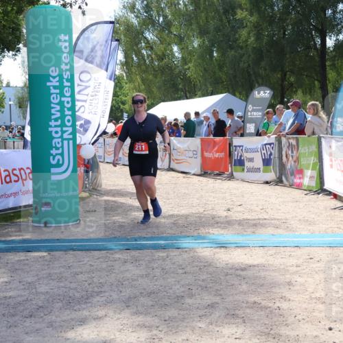 07.09.2025 - 19. Norderstedt Triathlon Zöllner http://msf.ph/oto/8790355 07.09.2025 13:59:36 Ziel 211 meine-sportfotos.de