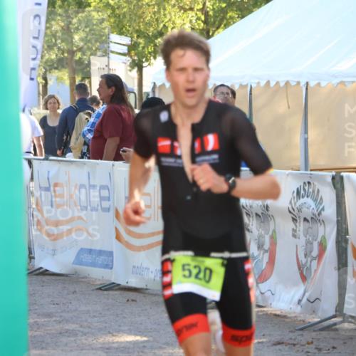 07.09.2025 - 19. Norderstedt Triathlon Zöllner http://msf.ph/oto/8790356 07.09.2025 16:26:22 Ziel 520 meine-sportfotos.de