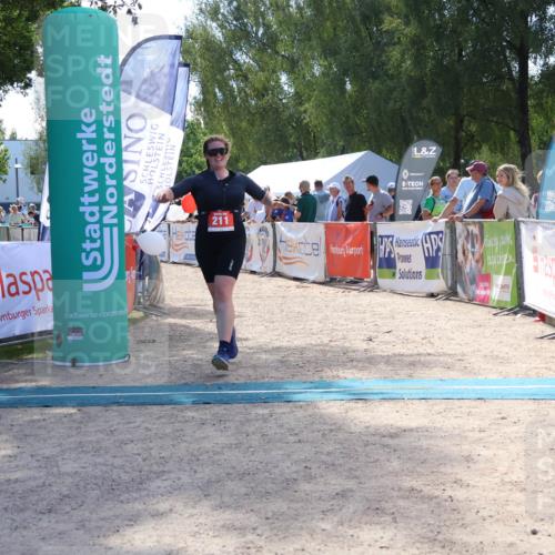 07.09.2025 - 19. Norderstedt Triathlon Zöllner http://msf.ph/oto/8790358 07.09.2025 13:59:36 Ziel 211 meine-sportfotos.de
