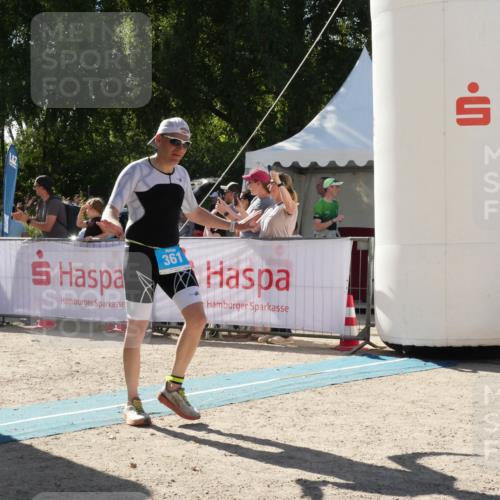 07.09.2025 - 19. Norderstedt Triathlon Zöllner http://msf.ph/oto/8790362 07.09.2025 15:39:44 Ziel 361 meine-sportfotos.de