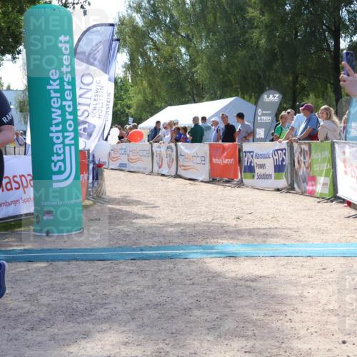 07.09.2025 - 19. Norderstedt Triathlon Zöllner http://msf.ph/oto/8790363 07.09.2025 13:59:38 Ziel 211 meine-sportfotos.de