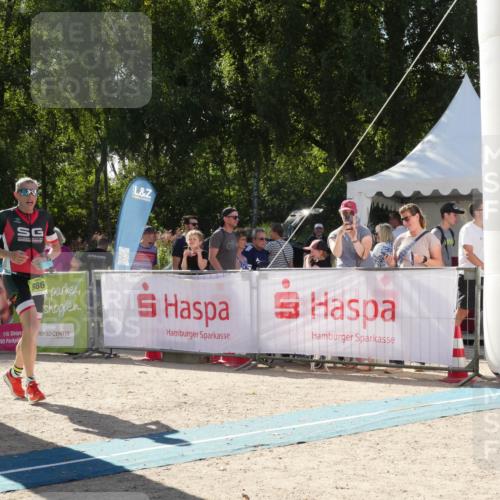 07.09.2025 - 19. Norderstedt Triathlon Zöllner http://msf.ph/oto/8790382 07.09.2025 15:39:59 Ziel 986, 1471 meine-sportfotos.de