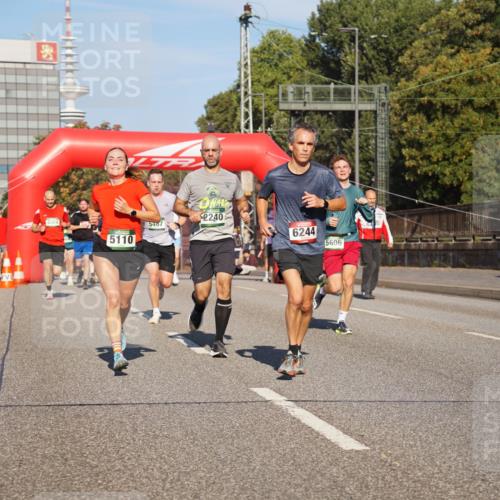 07.09.2025 - BARMER Alsterlauf Yannick Fuchs http://msf.ph/oto/8790413 07.09.2025 09:40:58 Laufen 4304, 5110, 5487, 2240, 6244, 5606, 76 meine-sportfotos.de