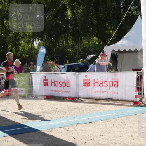 07.09.2025 - 19. Norderstedt Triathlon Zöllner http://msf.ph/oto/8790420 07.09.2025 15:40:25 Ziel 982 meine-sportfotos.de