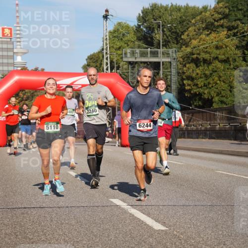 07.09.2025 - BARMER Alsterlauf Yannick Fuchs http://msf.ph/oto/8790424 07.09.2025 09:40:58 Laufen 5110, 487, 2240, 6244, 06, 76 meine-sportfotos.de