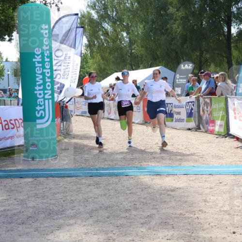 07.09.2025 - 19. Norderstedt Triathlon Zöllner http://msf.ph/oto/8790425 07.09.2025 13:59:49 Ziel 341, 354 meine-sportfotos.de