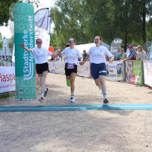 07.09.2025 - 19. Norderstedt Triathlon Zöllner http://msf.ph/oto/8790431 07.09.2025 13:59:50 Ziel 341, 354 meine-sportfotos.de