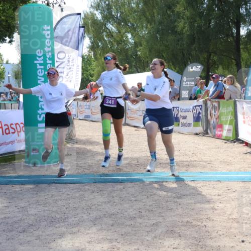 07.09.2025 - 19. Norderstedt Triathlon Zöllner http://msf.ph/oto/8790433 07.09.2025 13:59:50 Ziel 341, 354 meine-sportfotos.de