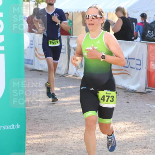 07.09.2025 - 19. Norderstedt Triathlon Zöllner http://msf.ph/oto/8790467 07.09.2025 16:27:01 Ziel 473, 542, 1511 meine-sportfotos.de