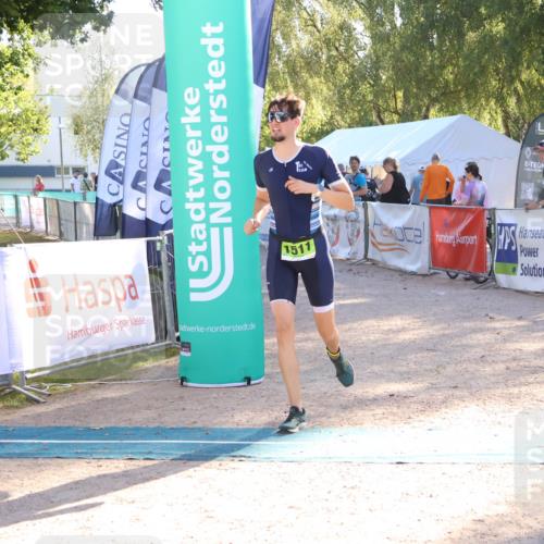 07.09.2025 - 19. Norderstedt Triathlon Zöllner http://msf.ph/oto/8790486 07.09.2025 16:27:05 Ziel 473, 1511 meine-sportfotos.de