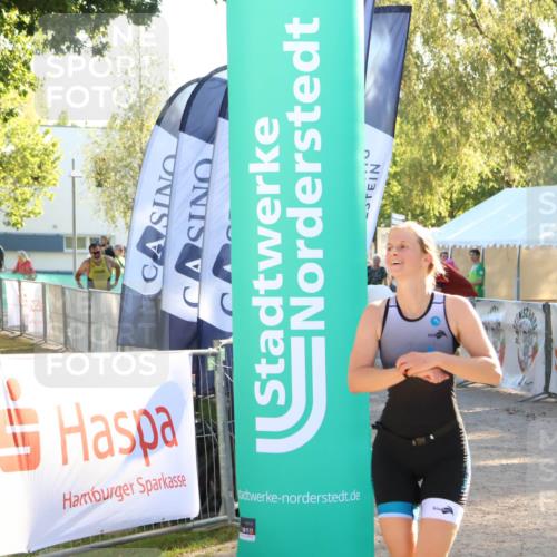07.09.2025 - 19. Norderstedt Triathlon Zöllner http://msf.ph/oto/8790508 07.09.2025 16:27:32 Ziel 452 meine-sportfotos.de