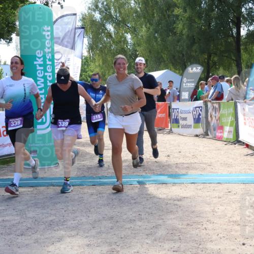 07.09.2025 - 19. Norderstedt Triathlon Zöllner http://msf.ph/oto/8790514 07.09.2025 14:00:18 Ziel 315, 339 meine-sportfotos.de