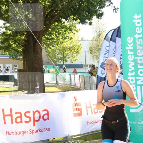 07.09.2025 - 19. Norderstedt Triathlon Zöllner http://msf.ph/oto/8790515 07.09.2025 16:27:33 Ziel 452 meine-sportfotos.de