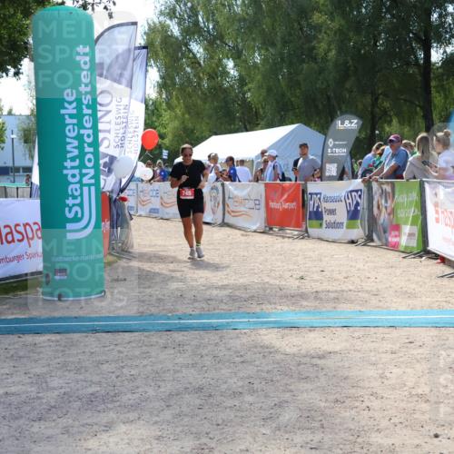 07.09.2025 - 19. Norderstedt Triathlon Zöllner http://msf.ph/oto/8790535 07.09.2025 14:00:45 Ziel 745 meine-sportfotos.de