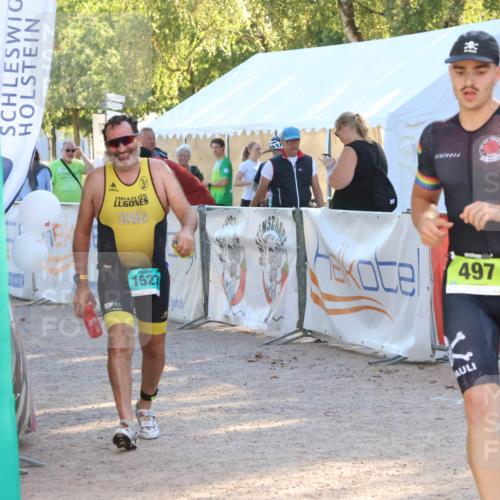 07.09.2025 - 19. Norderstedt Triathlon Zöllner http://msf.ph/oto/8790545 07.09.2025 16:27:43 Ziel 497, 1523, 1528 meine-sportfotos.de