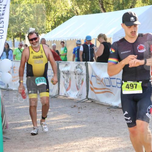 07.09.2025 - 19. Norderstedt Triathlon Zöllner http://msf.ph/oto/8790550 07.09.2025 16:27:44 Ziel 497, 1523, 1528 meine-sportfotos.de