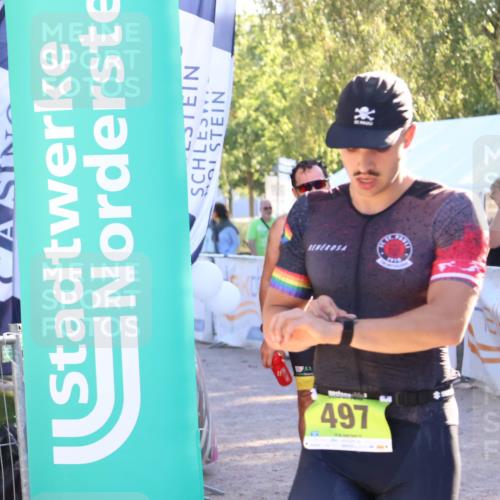 07.09.2025 - 19. Norderstedt Triathlon Zöllner http://msf.ph/oto/8790554 07.09.2025 16:27:45 Ziel 497, 1523, 1528 meine-sportfotos.de